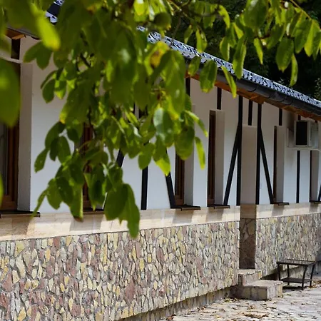 Pool & Rest Holiday 3d Holiday home Bihac